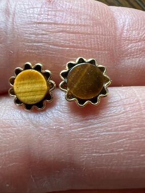 14k gold Tiger’s Eye stud earrings